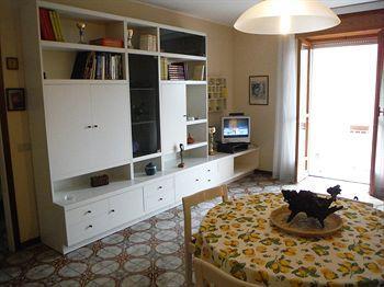Green House Olivedo Варена Екстериор снимка